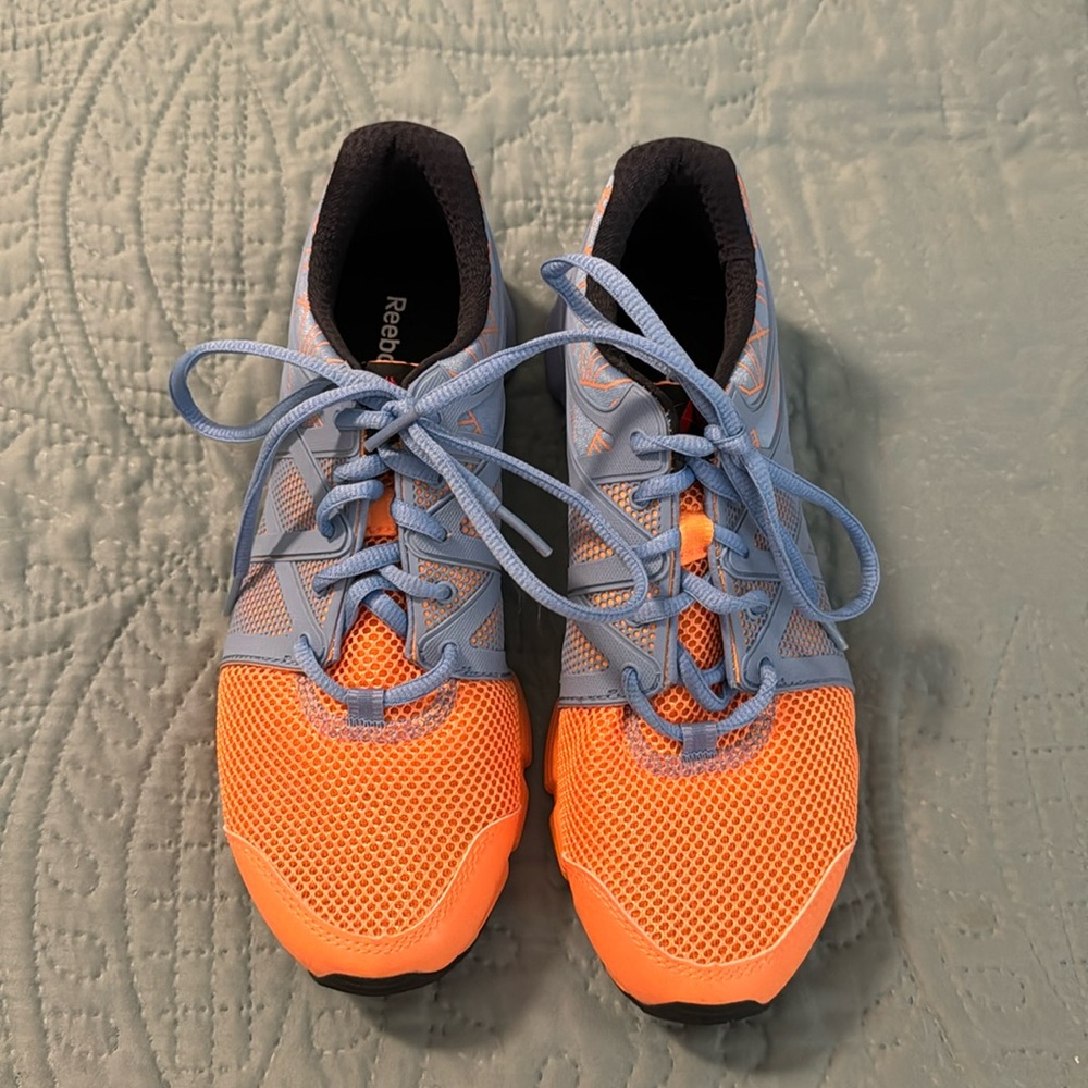 Women’s Reebok size 7.5